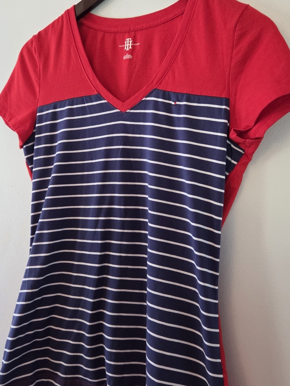 Tommy Hilfiger Red, White & Blue Striped V-Neck Short-Sleeve Shirt Size M - Picture 3 of 8